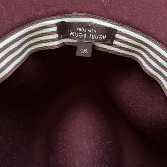 Henri Bendel New hat - Picture 3 of 3